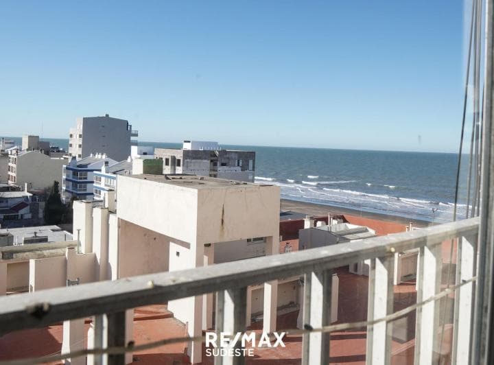 Venta Monoambiente a m del Mar Monte Hermoso - 2