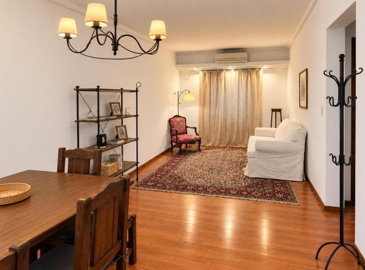 Venta Depto 2 Amb con Jardin Propio y Parrilla - Zona Beccar - 2