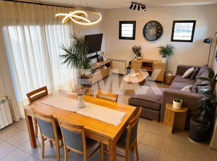Alquiler Duplex 1 Dormitorio con Balcon - Nqn - 2