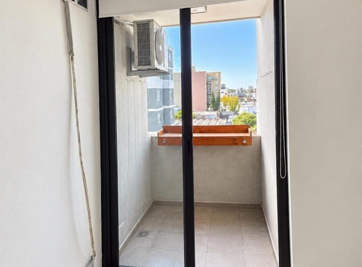 Vende Departamento 1 Dormitorio - B General Paz - 5