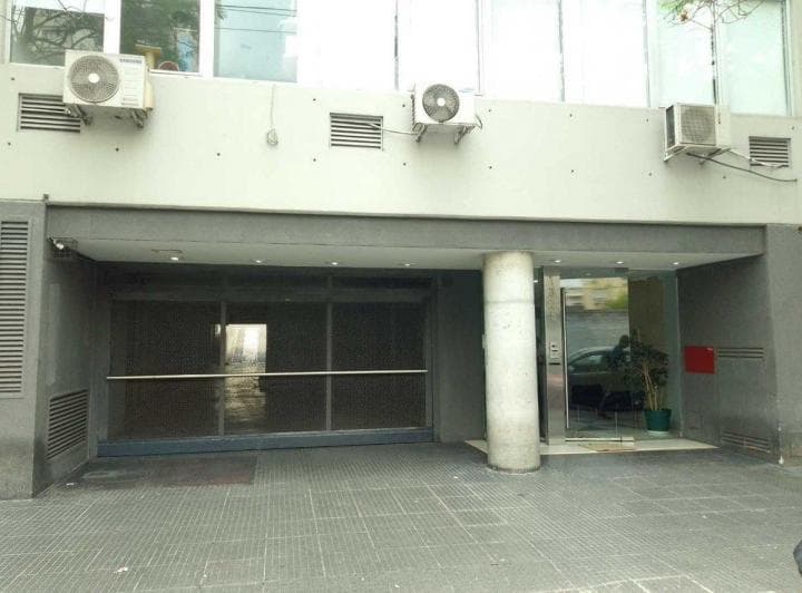 Cochera N°21 Venta Av Independencia 1300 Monserrat - 2