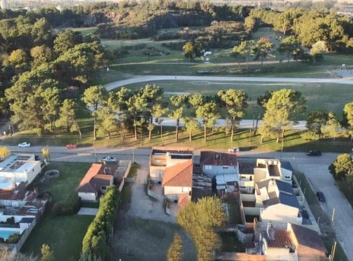 Terreno en Venta - 300 m² - Balcarce - 3