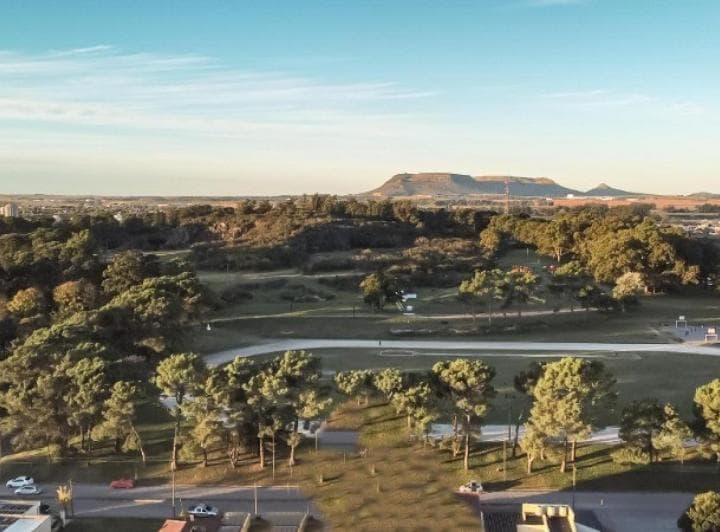 Terreno en Venta - 300 m² - Balcarce - 5