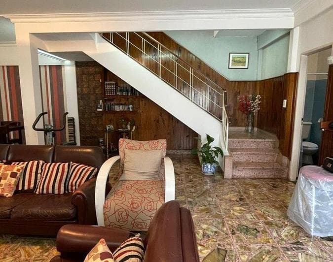 Hermosa Divina Casa de 4 Ambientes con Patio y Terraza - Cochera - Inmejorable Ubicación - 5