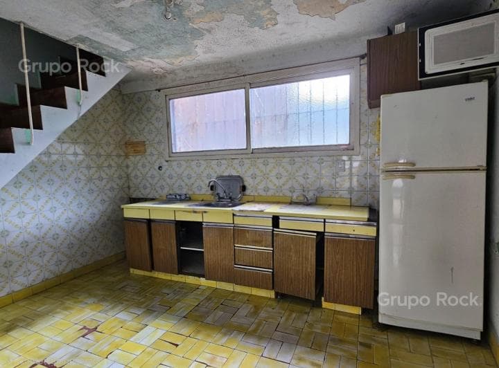 Local Comercial y PH con Terraza - 4