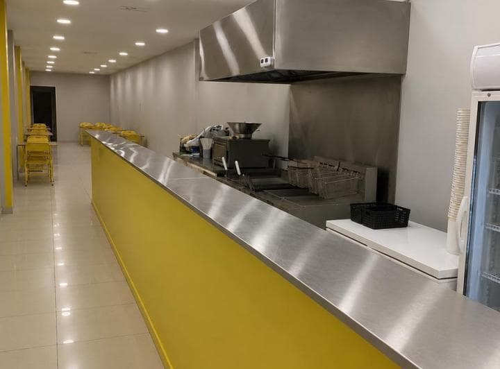 Florida Esquina Córdoba 1er Local de La Cuadra! Apto Todo Destino y Gastronomia - 5