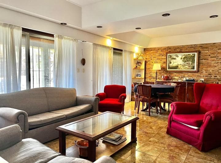 Casa 4 Ambientes Dependencia en Alquiler en Villa Adelina - 4