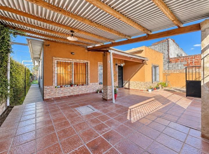 Dos Casas en un Terreno de 380 m² - 3