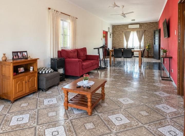 Dos Casas en un Terreno de 380 m² - 4