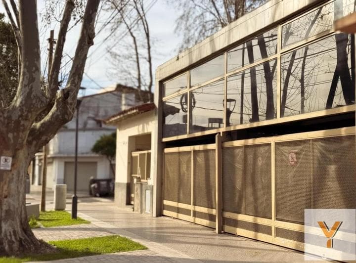 Local Comercial en Venta - 3 Ambientes 1 Baño - Martínez - 4