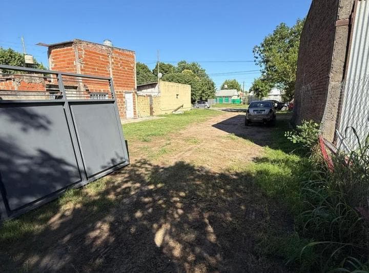 Terreno en Venta Sobre Av - 4