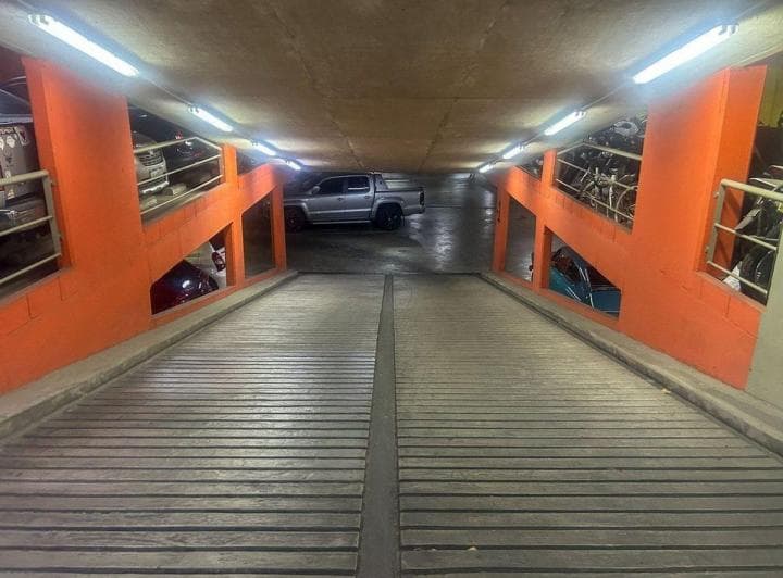 Venta Cochera Fija Cubierta Seguridad 24hs - 3