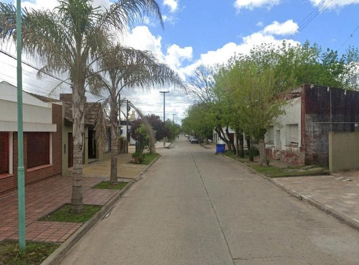 Casa en Venta - 2 Dorm. 1 Baño - General Belgrano - 3