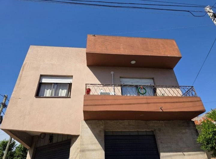En Venta Departamento 3 Amb + Terraza de 72 m - 2