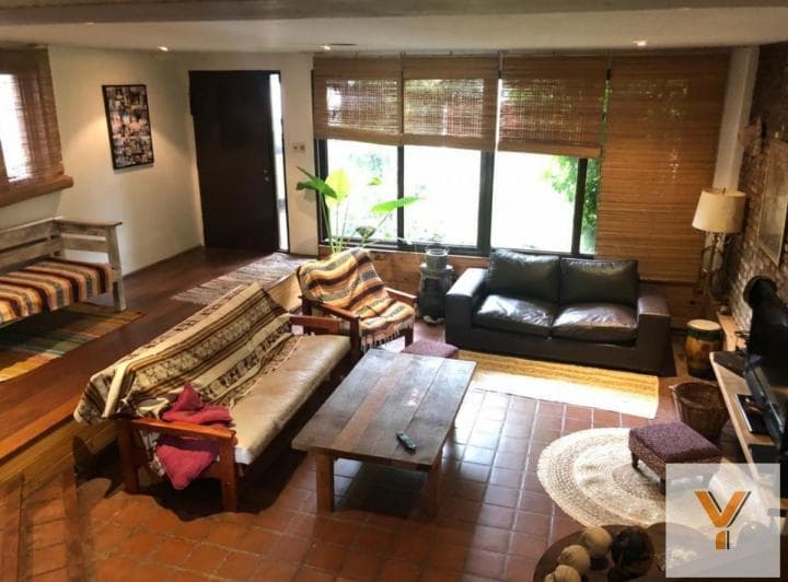 Casa en Venta - 5 Dorm. 4 Baños - Villa Riachuelo - 3