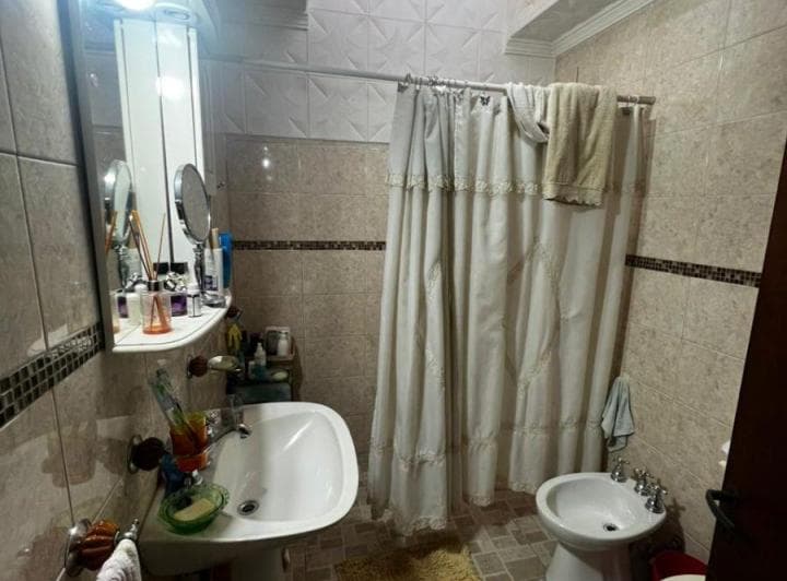 Casa en Venta de 3 Dorm. Barrio General Belgrano (Zona Este) - 5