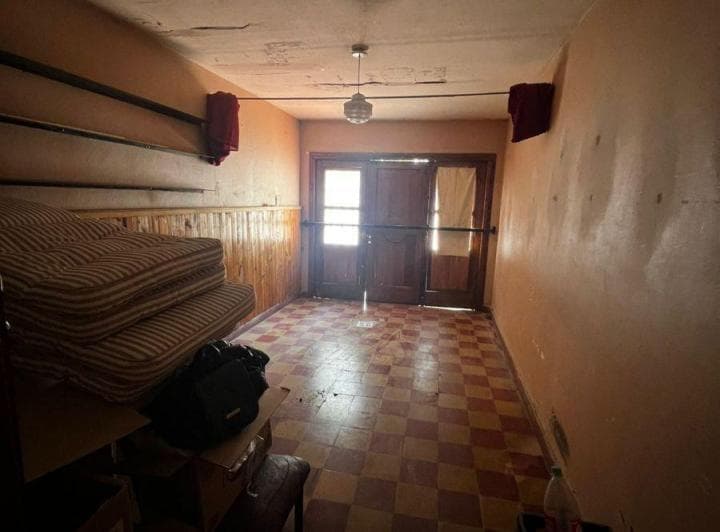 Casa en Venta de 3 Dorm. Barrio General Belgrano (Zona Este) - 3