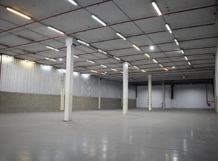 Alquiler Depósito 1380 m&sup2; en Predio Villa Ballester - 2