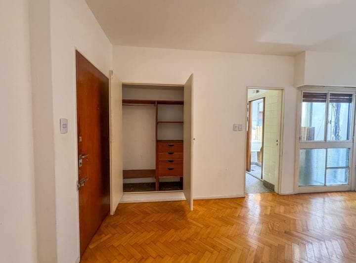 Venta Monoambiente con Balcón en Almagro - 5