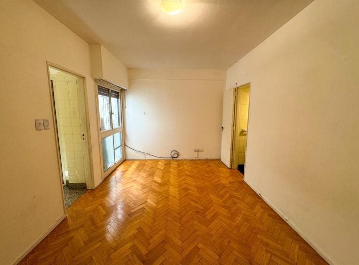 Venta Monoambiente con Balcón en Almagro - 3