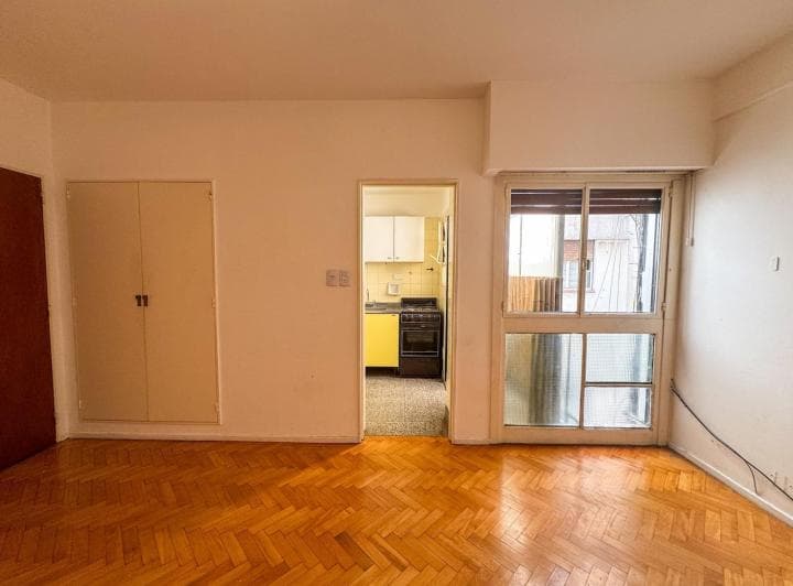 Venta Monoambiente con Balcón en Almagro - 2