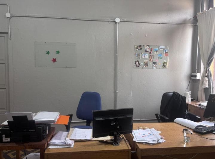 Se Vende Casa C/ 3 Locales y Escritura en La Paz - 4
