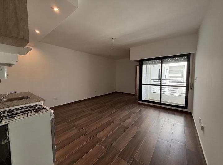 Departamento en Venta de 1 Dormitorio, en Rosario Centro - 2