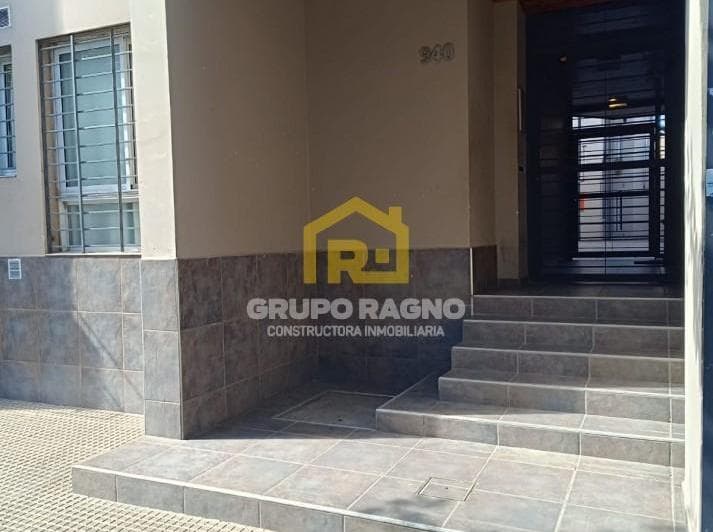 Vendo Departamento en B General Paz de Dos Dorm. y Medio en Planta Baja con Patio, bajas Expen - 2