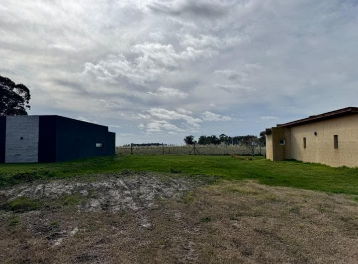 Venta. Lote en Country Costa del Sol - 3