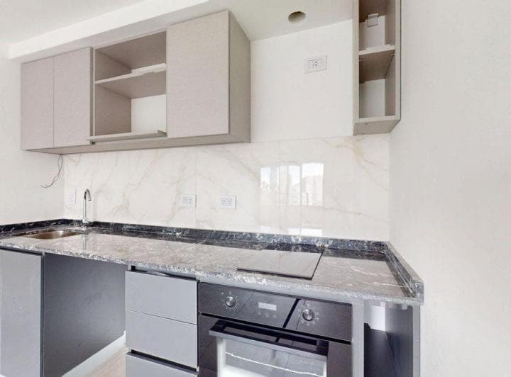 Venta de 2 Amb Vista Balcon - Cochera - Avellaneda - 5