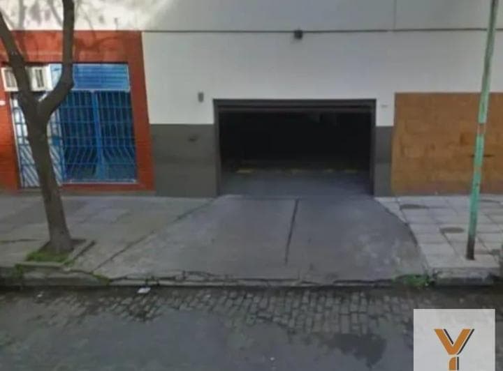 Cochera en Venta - 12 m² - Barracas - 2