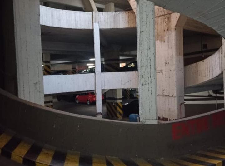 Cochera en Venta - 12 m² - Barracas - 3