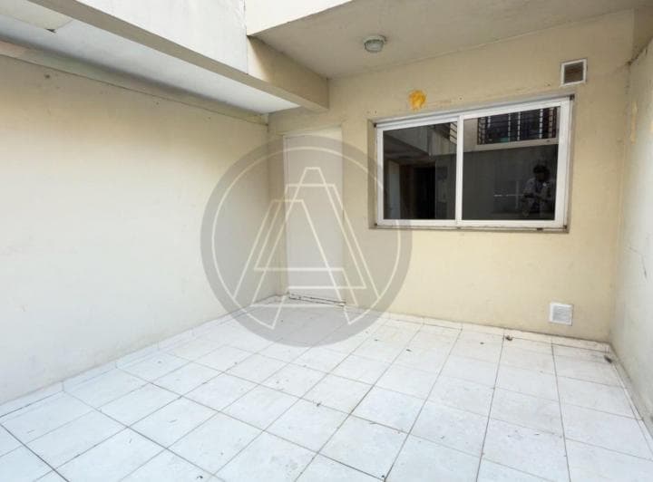 Departamento Monoambiente con Patio Propio en Venta - Monte Castro - 4