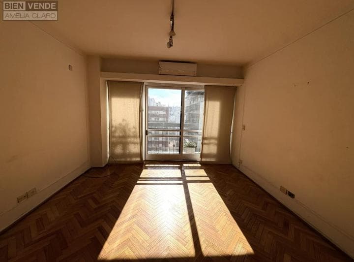 Excelente Semipiso 5 Ambientes con Balcon Vista Abierta, Cochera y Baulera en Recoleta - 3