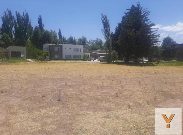 Terreno en Venta - 805 m² - Neuquén - 4