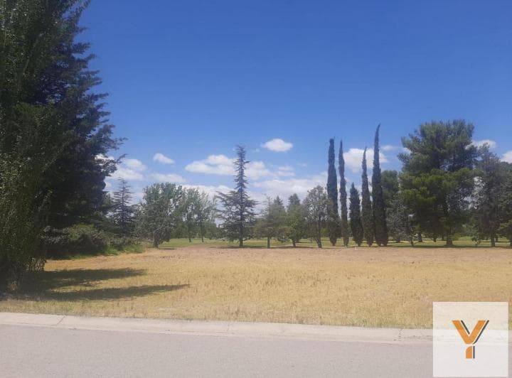 Terreno en Venta - 805 m² - Neuquén - 5