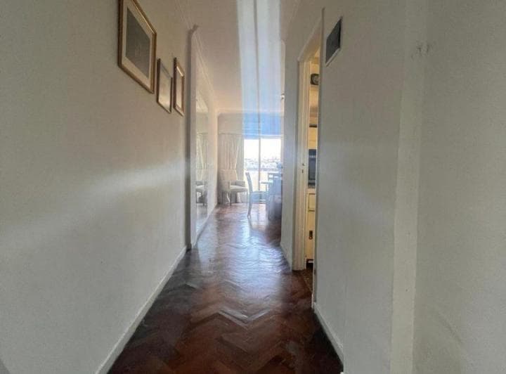 Excelente Departamento de Tres Ambientes con Dependencia de Servicio - 3