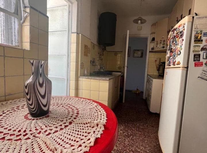 Excelente Departamento de Tres Ambientes con Dependencia de Servicio - 5