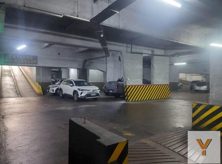 Cochera en Venta - 15 m² - San Nicolás - 3