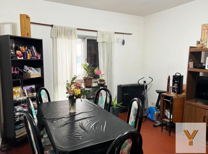 Departamento en Venta - 3 Dorm. 1 Baño - 64 m² - Wilde - 3