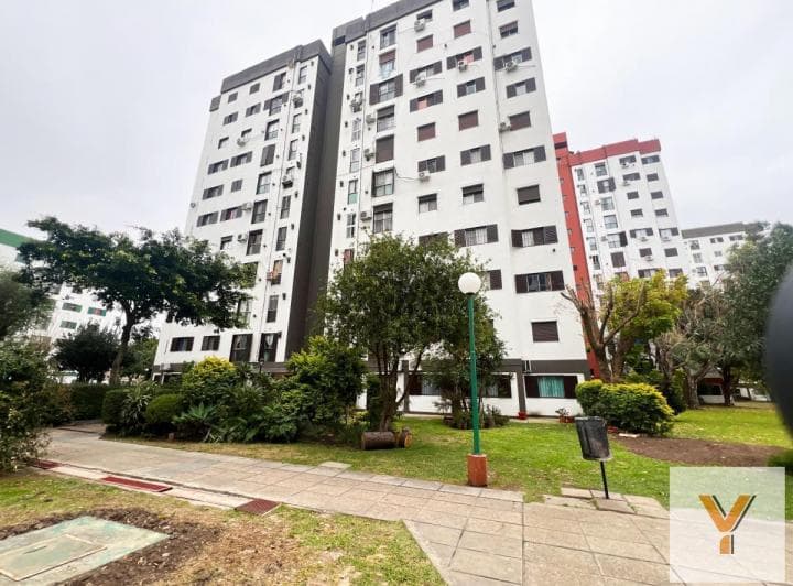 Departamento en Venta - 3 Dorm. 1 Baño - 64 m² - Wilde - 2