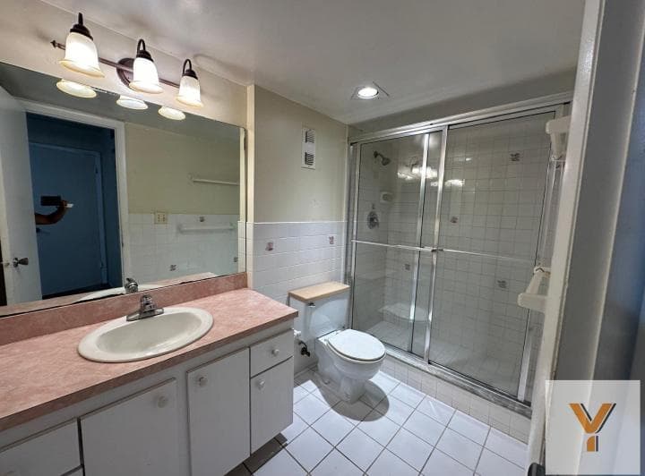 Departamento en Venta - 2 Dorm. 2 Baños - Lauderhill - 3