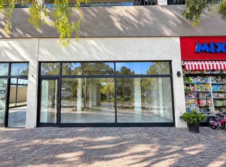 Local en Alquiler en Sargento Cabral Canning - 2