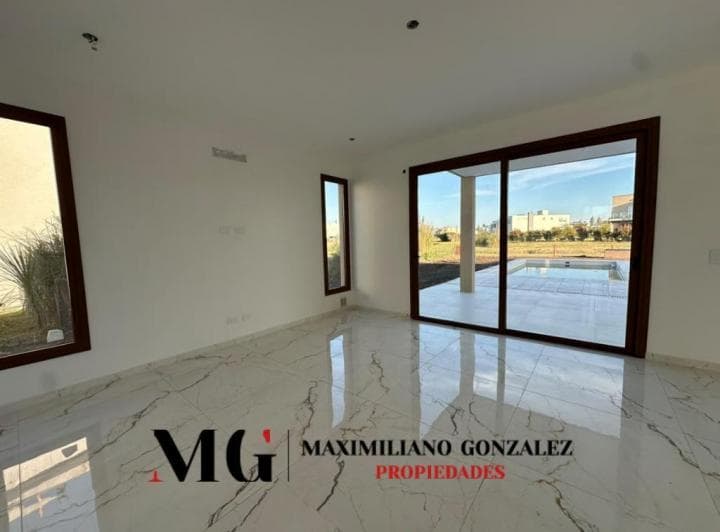Casa Venta 6 Ambientes - Terralagos - 4