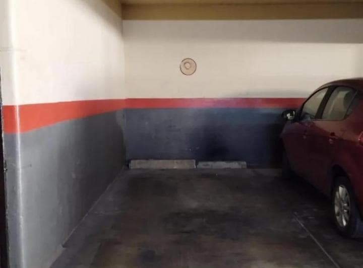Cochera en Venta - 12 m² - Once - 2