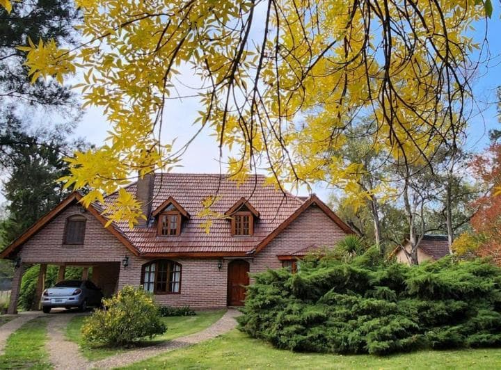 Venta Chalet 5 Amb Pileta Jardin en El Moro - 2