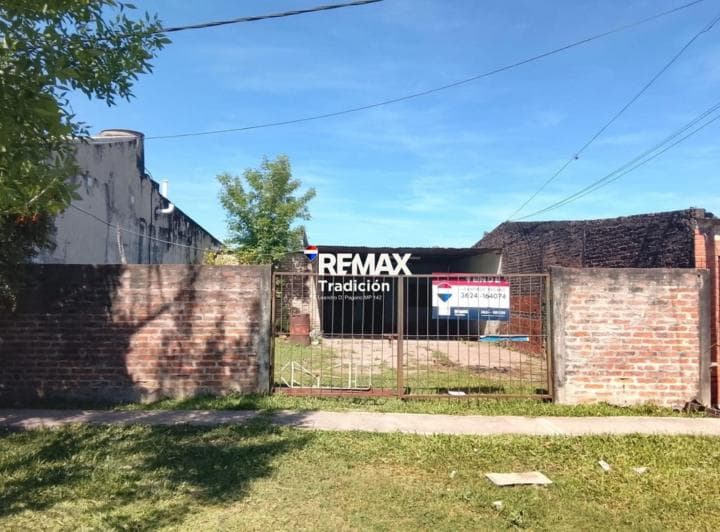 Venta de Casa a Reciclar en Fontana - 4