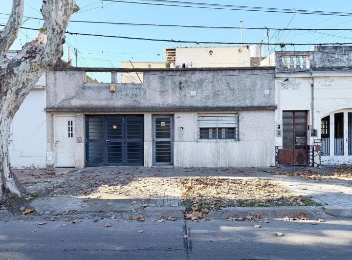 Suipacha 2500 | Casa 4 Dorm., Cochera y Terraza - 2