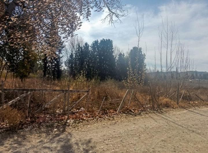 Venta de Terreno 1.557 m² en Terrada y Ruta 40 - 2