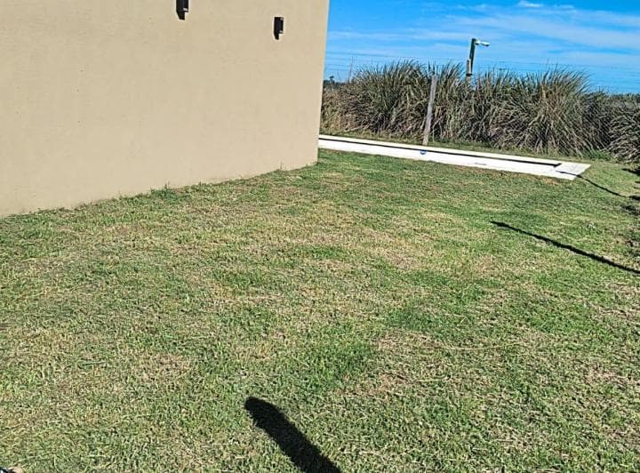 Venta Casa de 2 Dorm. con Piscina y Jacuzzi en Brisanova - 5